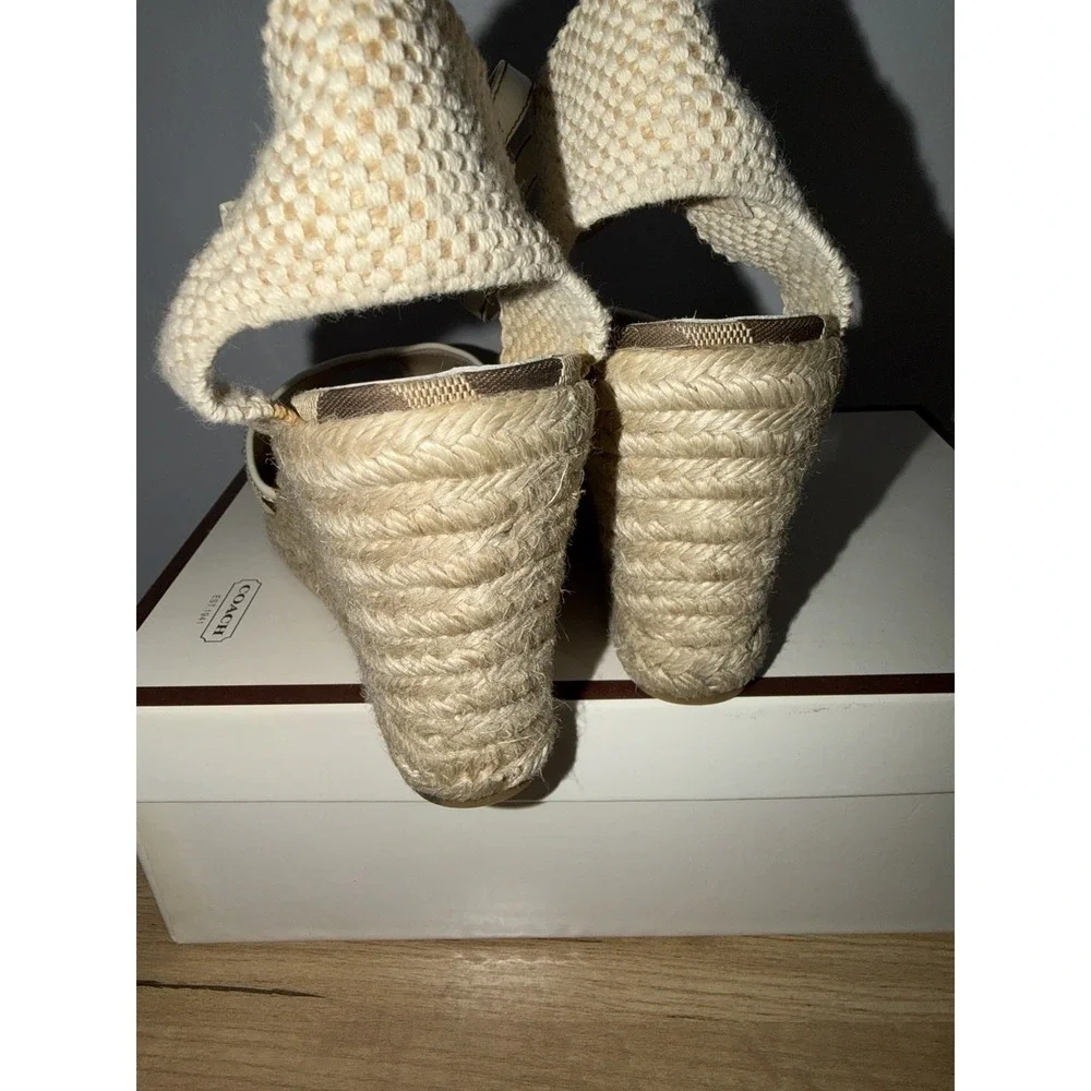 Coach Kimmy Wedge Sandals Khaki Gold Signature Size 8 Espadrille Straw Heels